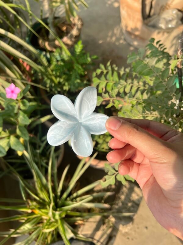 Marble Flower Hair Claws - Image 3